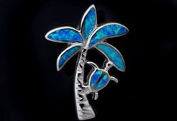 Pendant from Shiny Objects, Sanibel Island in Florida